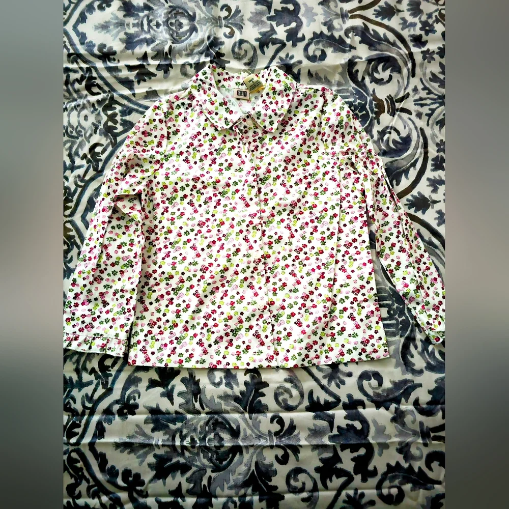 Bundle - Picture 3 of 7